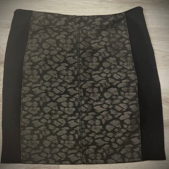Talula mini skirt size 4 - Picture 2 of 5